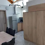 Apartment Szarszo *
