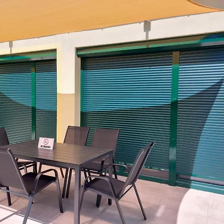 Szarszo Apartment *